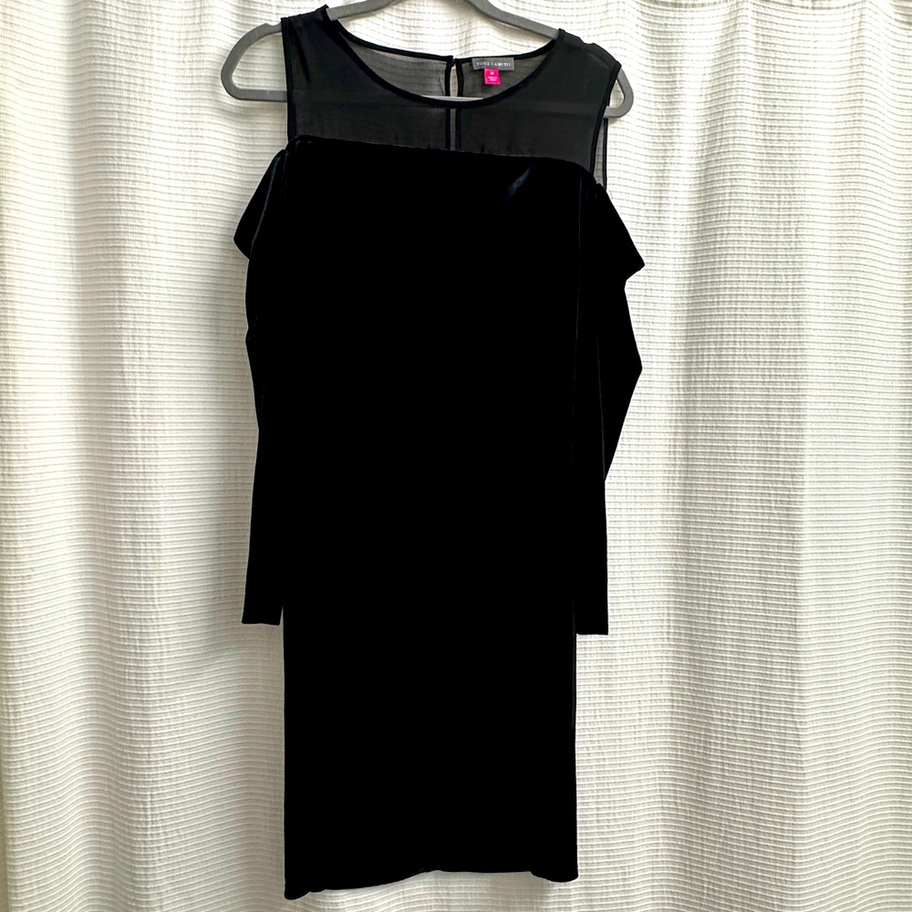 Vince Camuto | Elegant Black Velvet Dress
